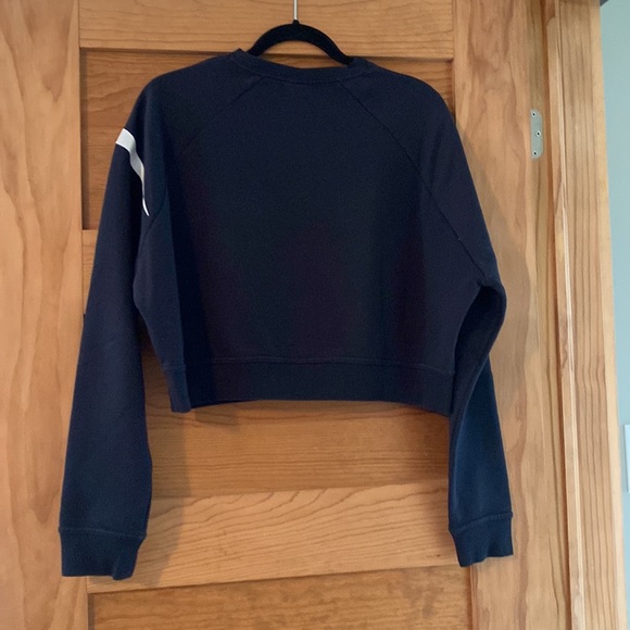 Nike crop sweater size medium - Picture 5 of 14